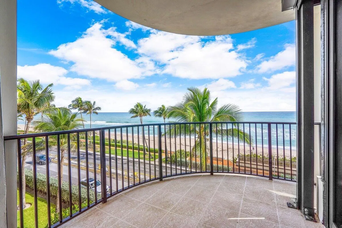Dunster House Palm Beach Unit 4c photo 19