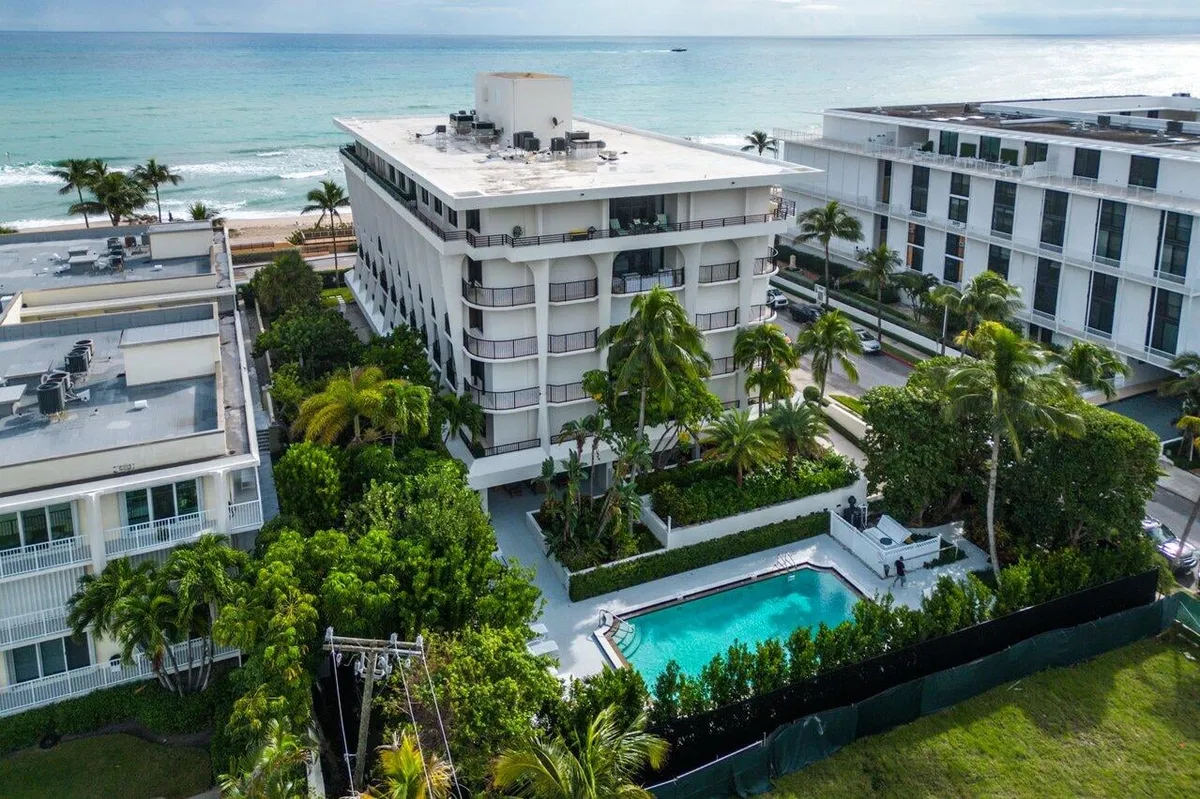 Dunster House Palm Beach Unit 4c photo 22