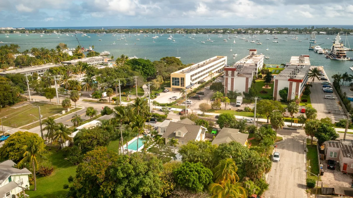 NOMAR West Palm Beach Residence photo 43