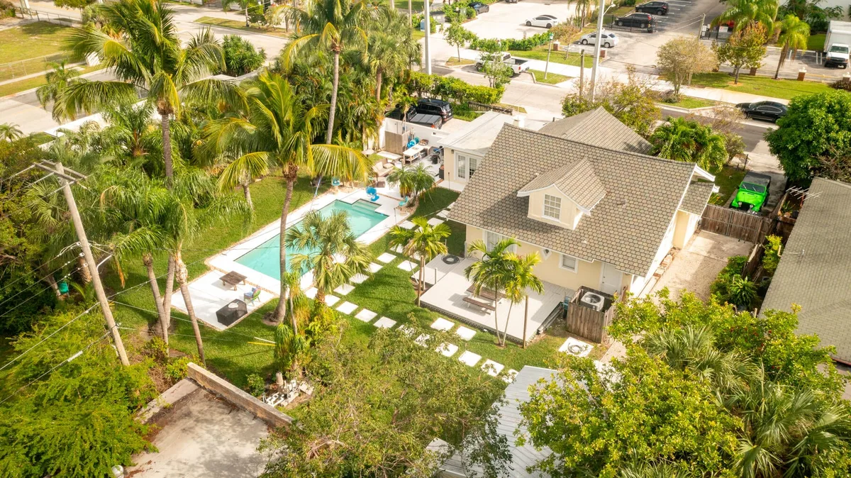 NOMAR West Palm Beach Residence photo 46