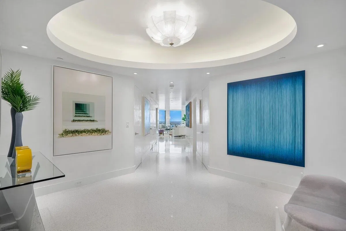 Sloan's Curve Palm Beach Unit 308n photo 10