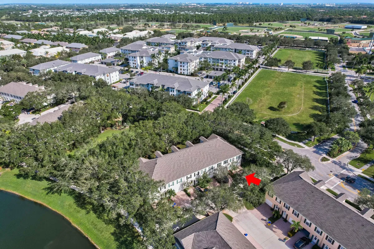 Charleston Court at Abacoa Residence photo 43