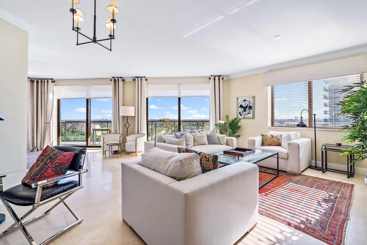 The Landmark Palm Beach Gardens Unit 905-C photo 4