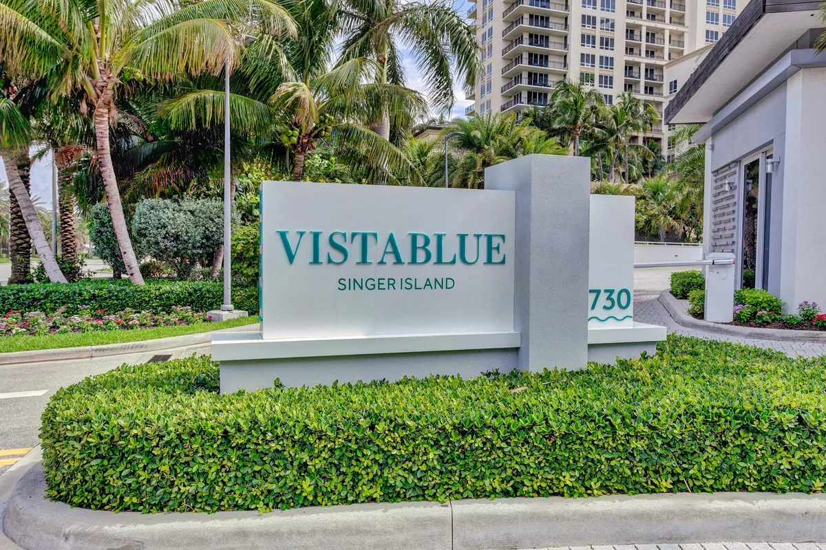Vista Blue Unit 11c photo 4