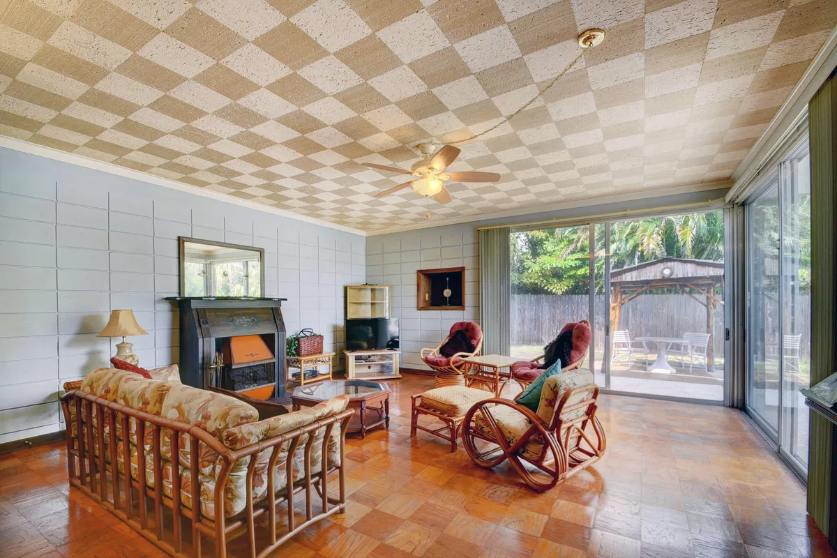 SoSo West Palm Beach Residence photo 4