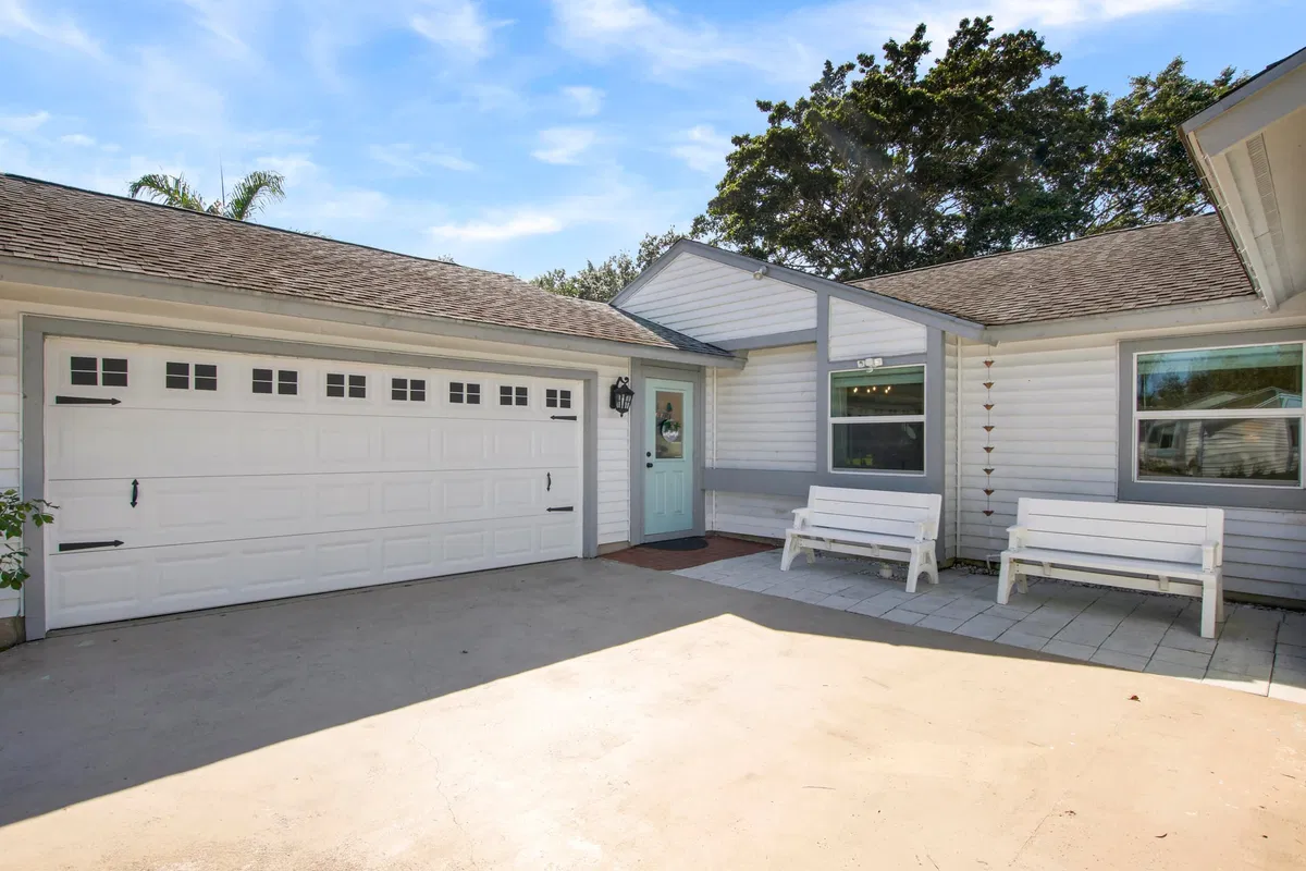 Residence photo 7