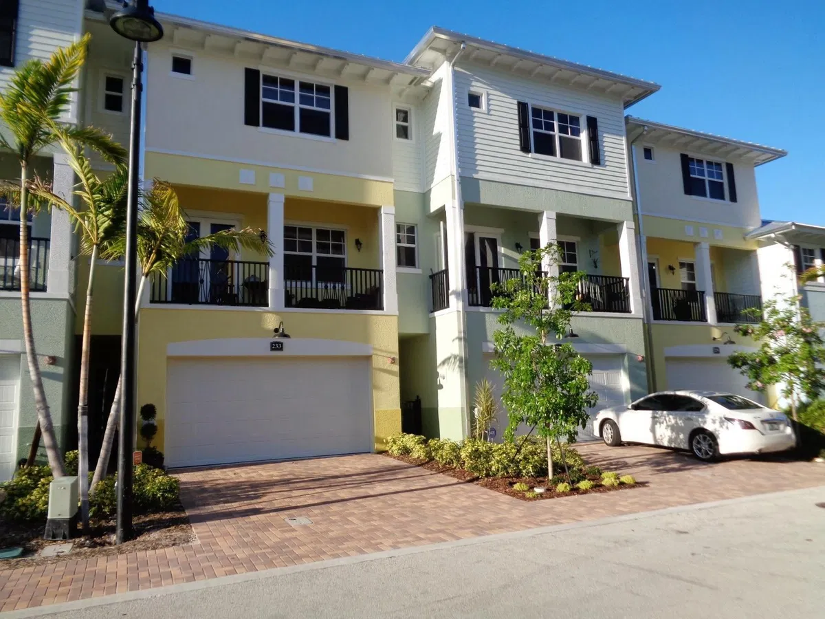 Latitude Delray Residence