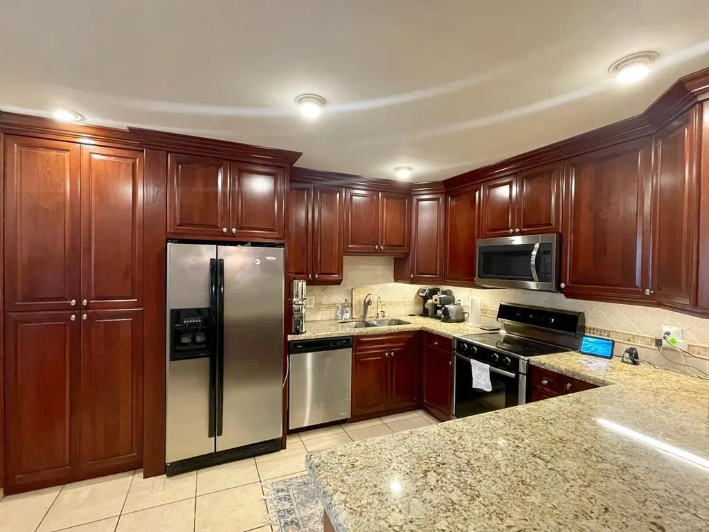 Residence photo 4
