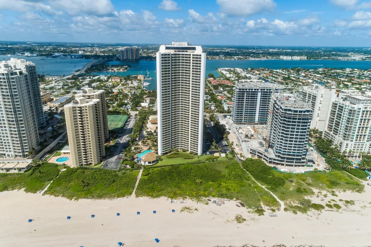 Tiara Singer Island Unit 14-G photo 25