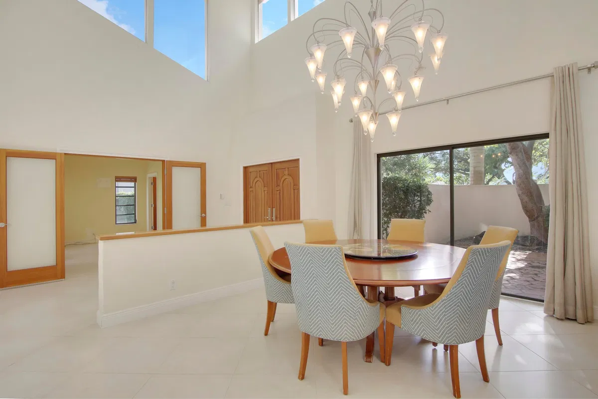 Boca Bath & Tennis Residence photo 7
