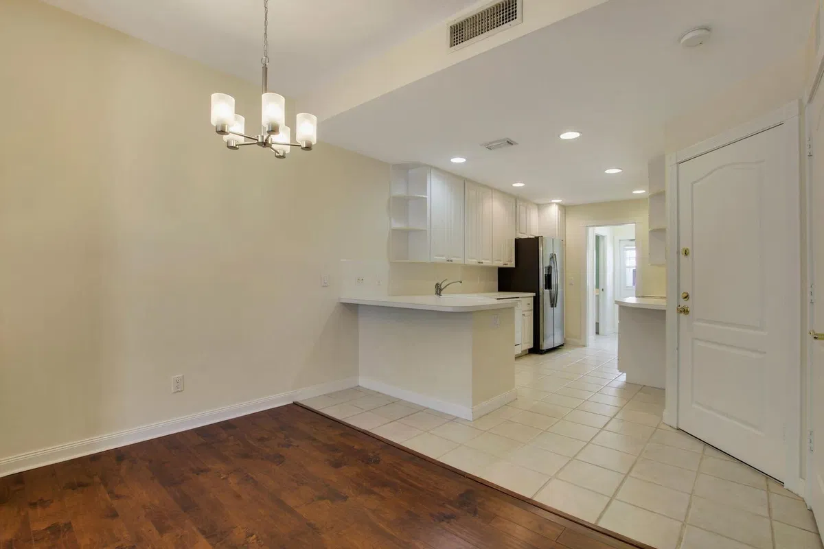 Charleston Court at Abacoa Residence photo 7