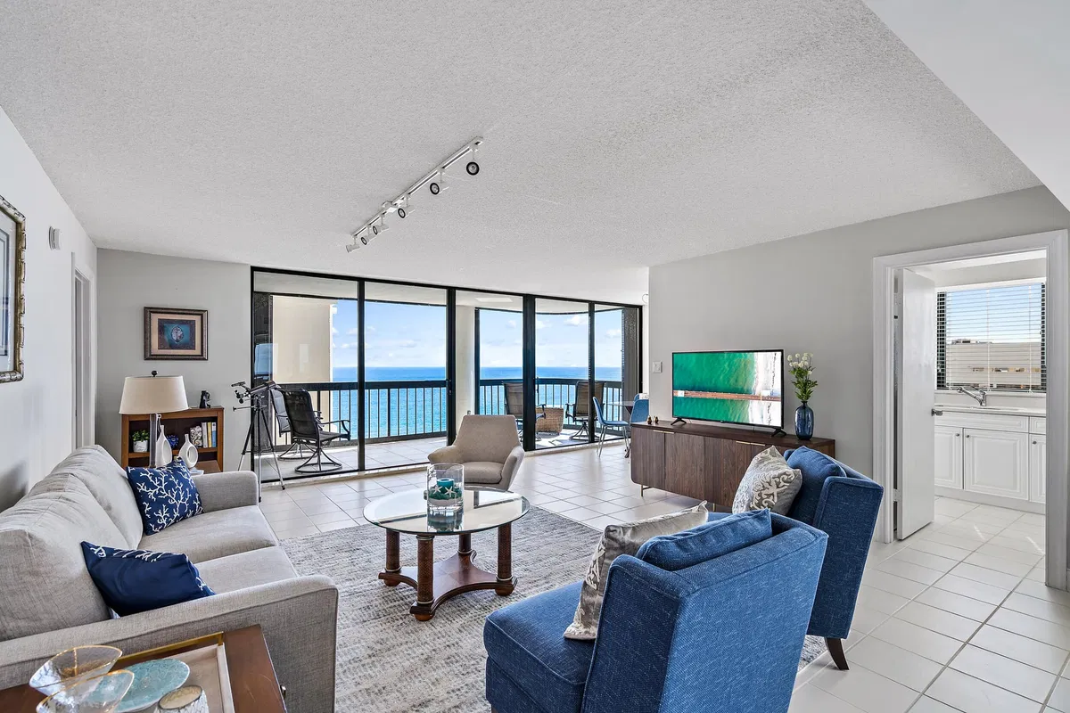 Eastpointe Singer Island Unit 21 C photo 4