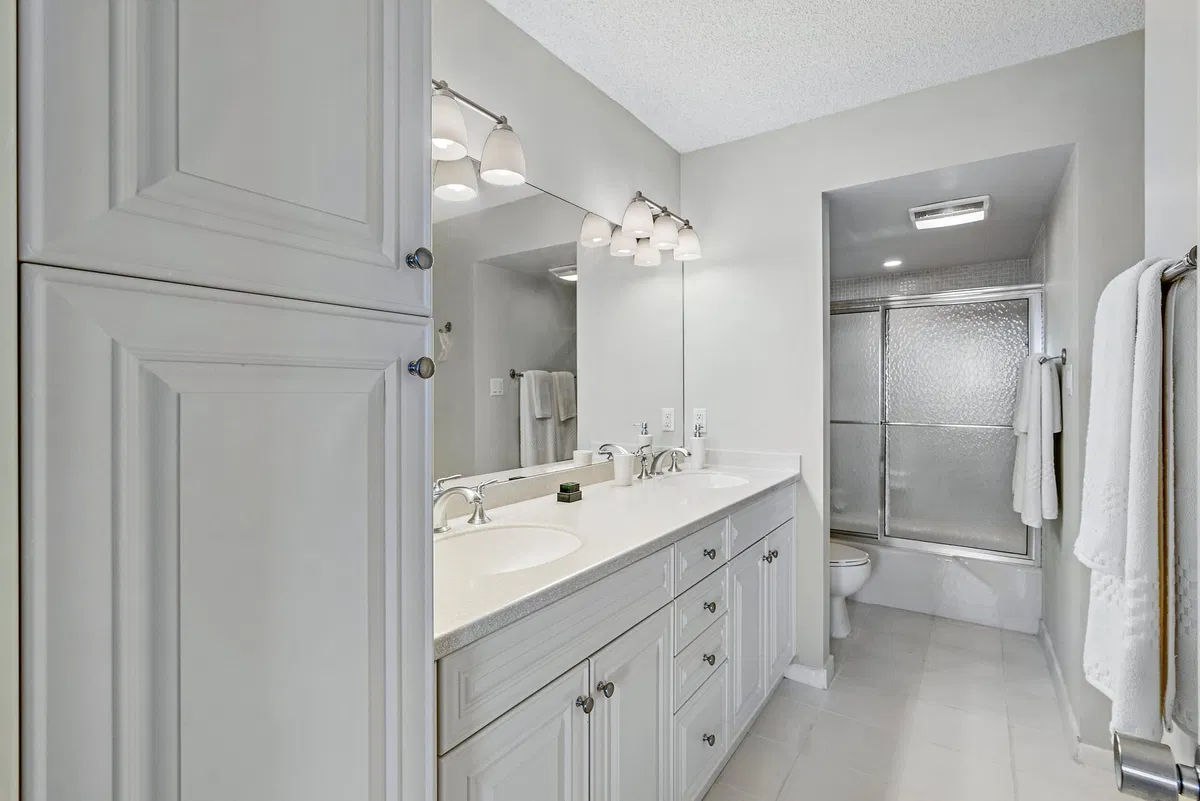 Eastpointe Singer Island Unit 21 C photo 16