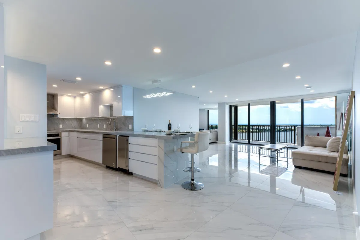 Trianon Unit Ph4