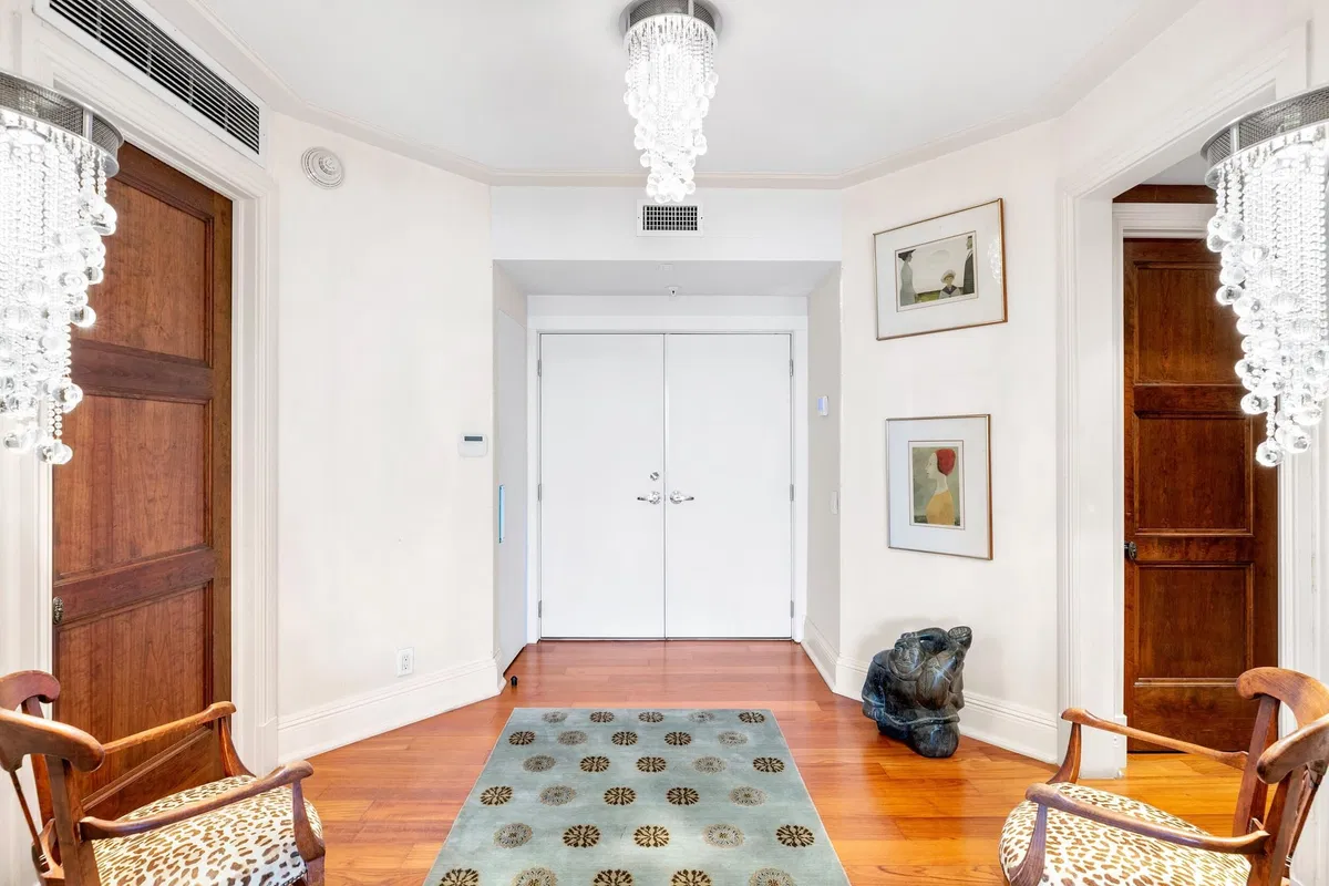 Sloan's Curve Palm Beach Unit 507s photo 7