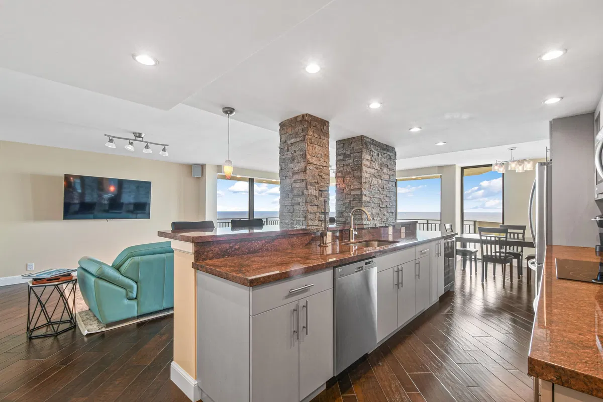 Singer Island Unit Ph-A photo 7