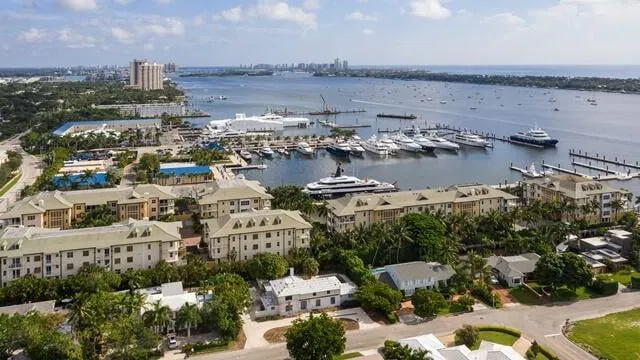 Flagler Landing Unit 305