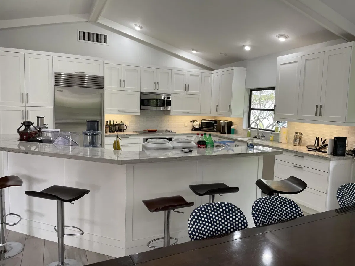 Boca Bath & Tennis Residence