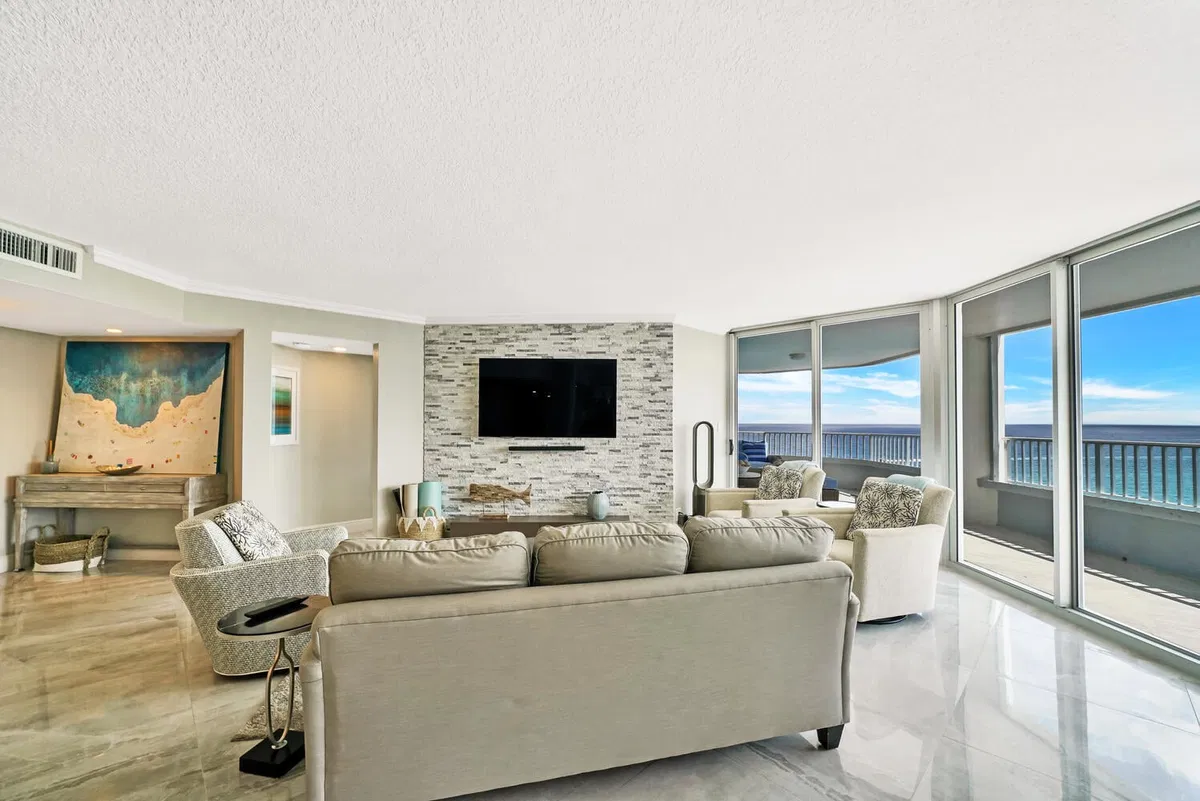 Corniche Singer Island Unit 1702 photo 4