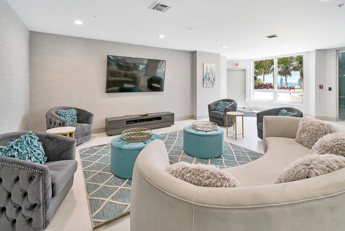 Corniche Singer Island Unit 1702 photo 28
