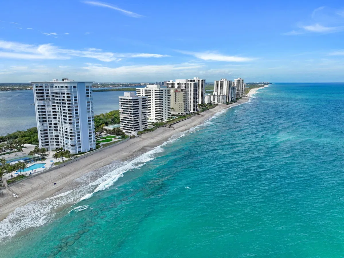 Corniche Singer Island Unit 1702 photo 34