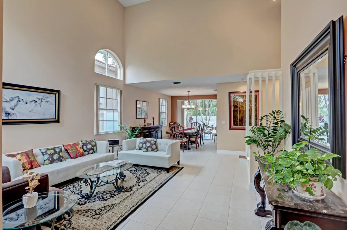 Residence photo 4