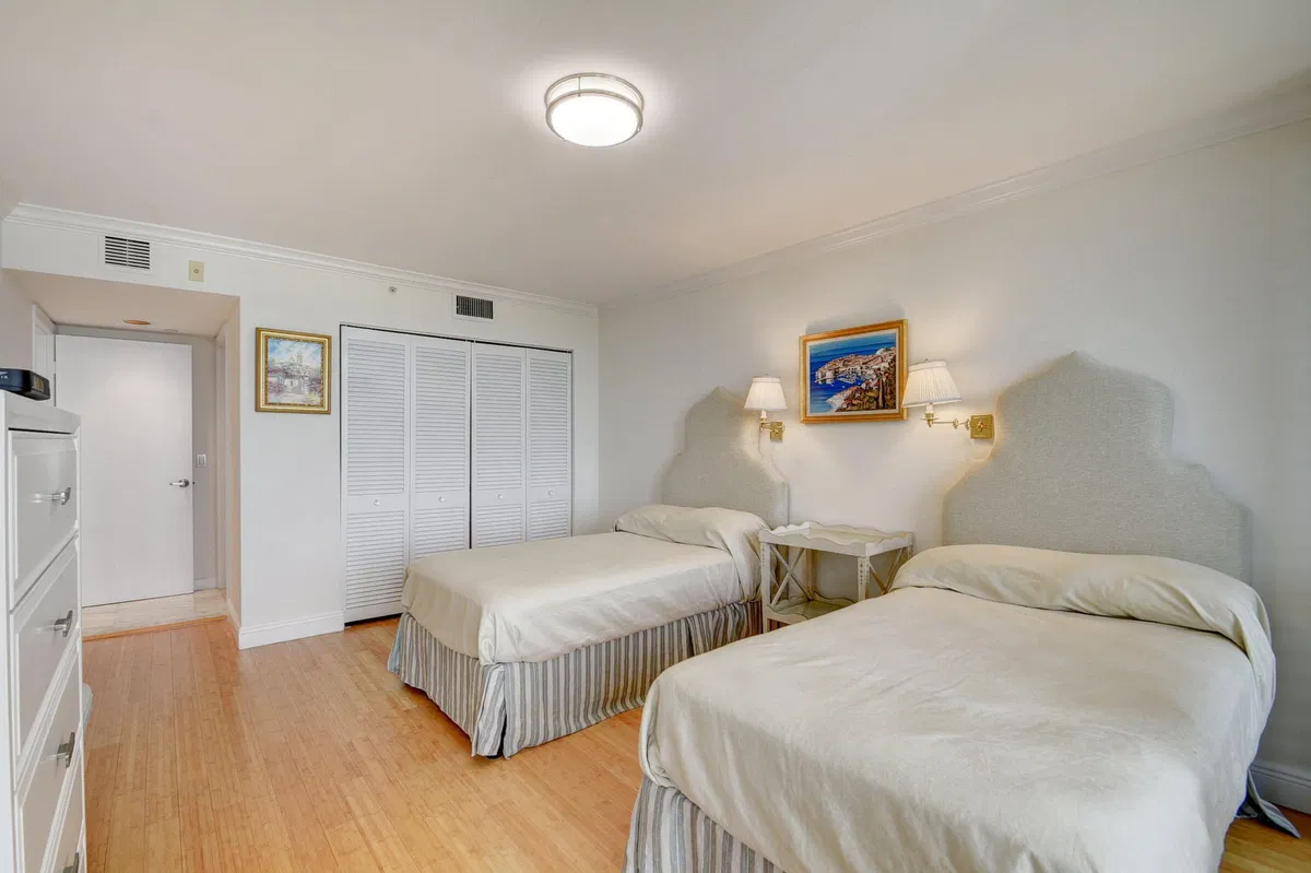 Emeraude Palm Beach Unit 506 photo 22