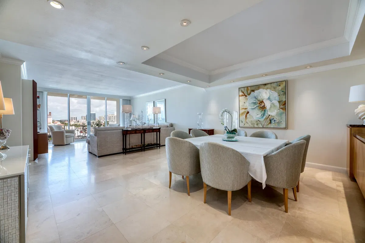 Winthrop House Condos Unit Ph15 photo 4