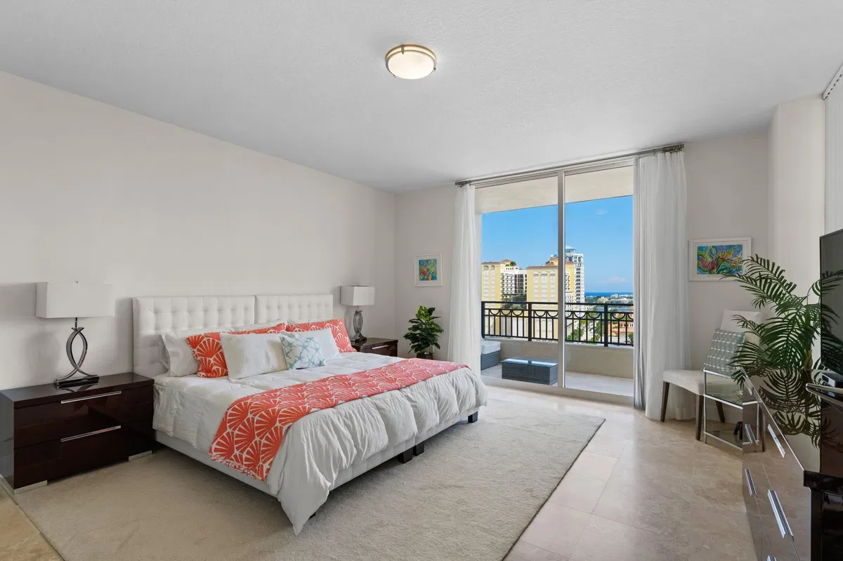 CityPlace South Tower Unit 1401 photo 7