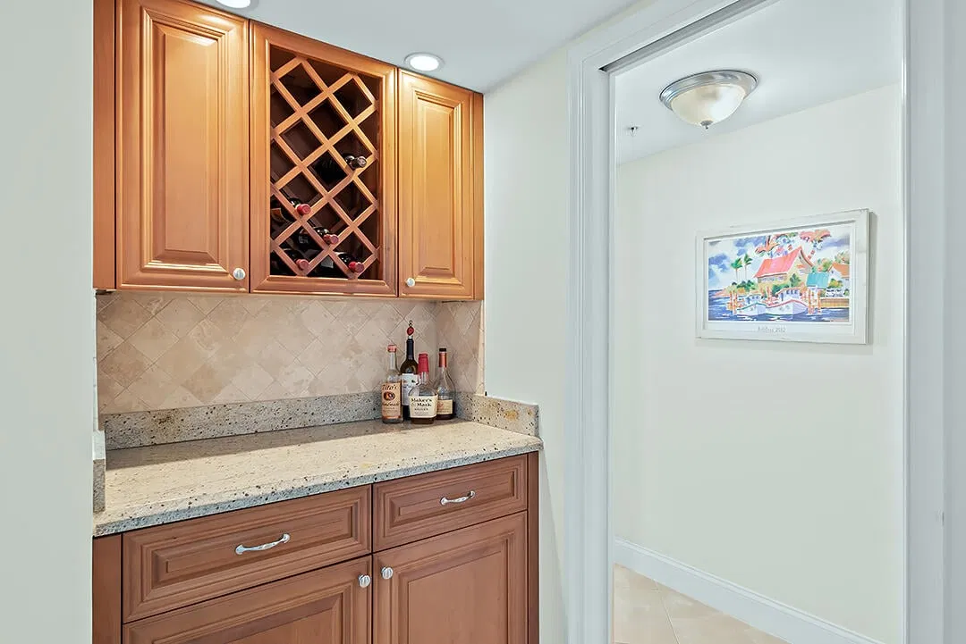 Tiara Singer Island Unit 33e photo 10