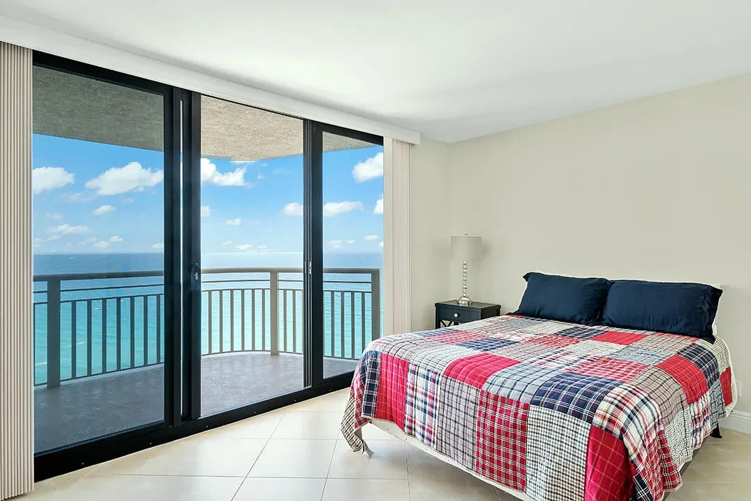 Tiara Singer Island Unit 33e photo 16