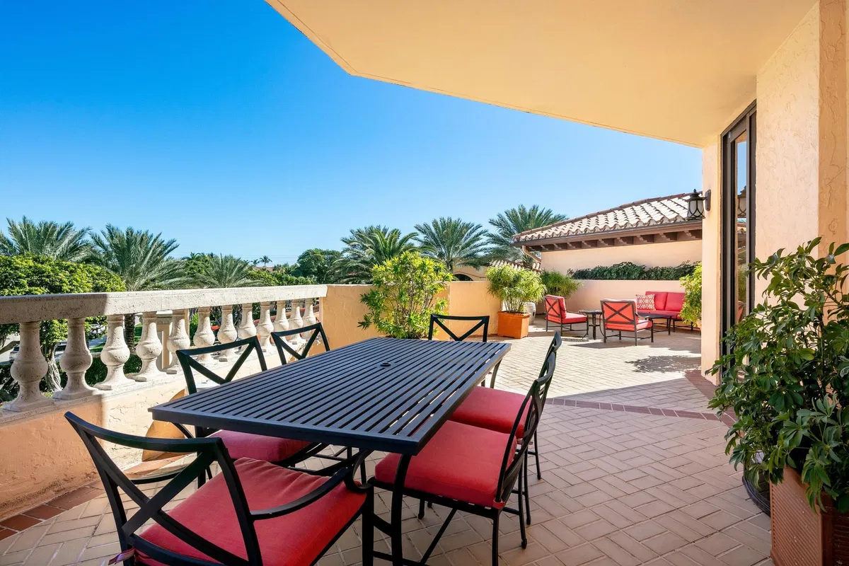 L'Ermitage Palm Beach Unit 206 photo 28