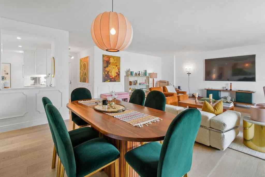 Winthrop House Condos Unit 401 photo 7
