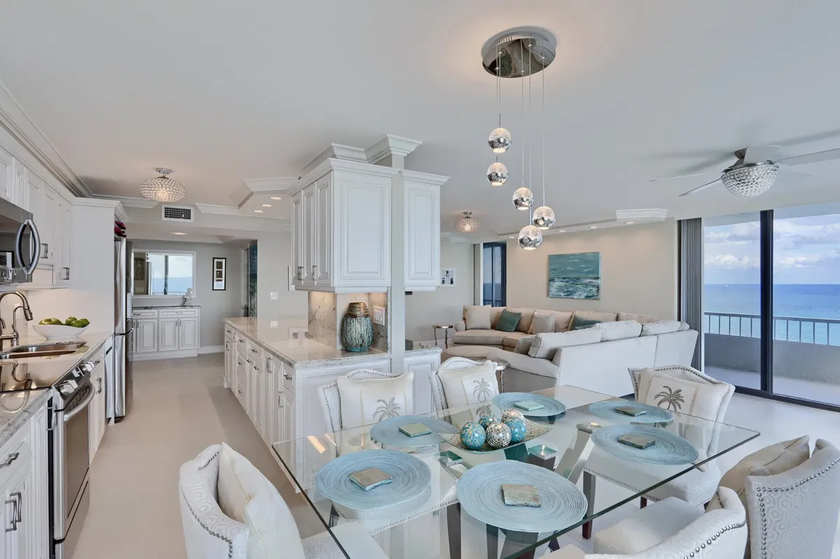Water Glades Unit 16 A photo 22
