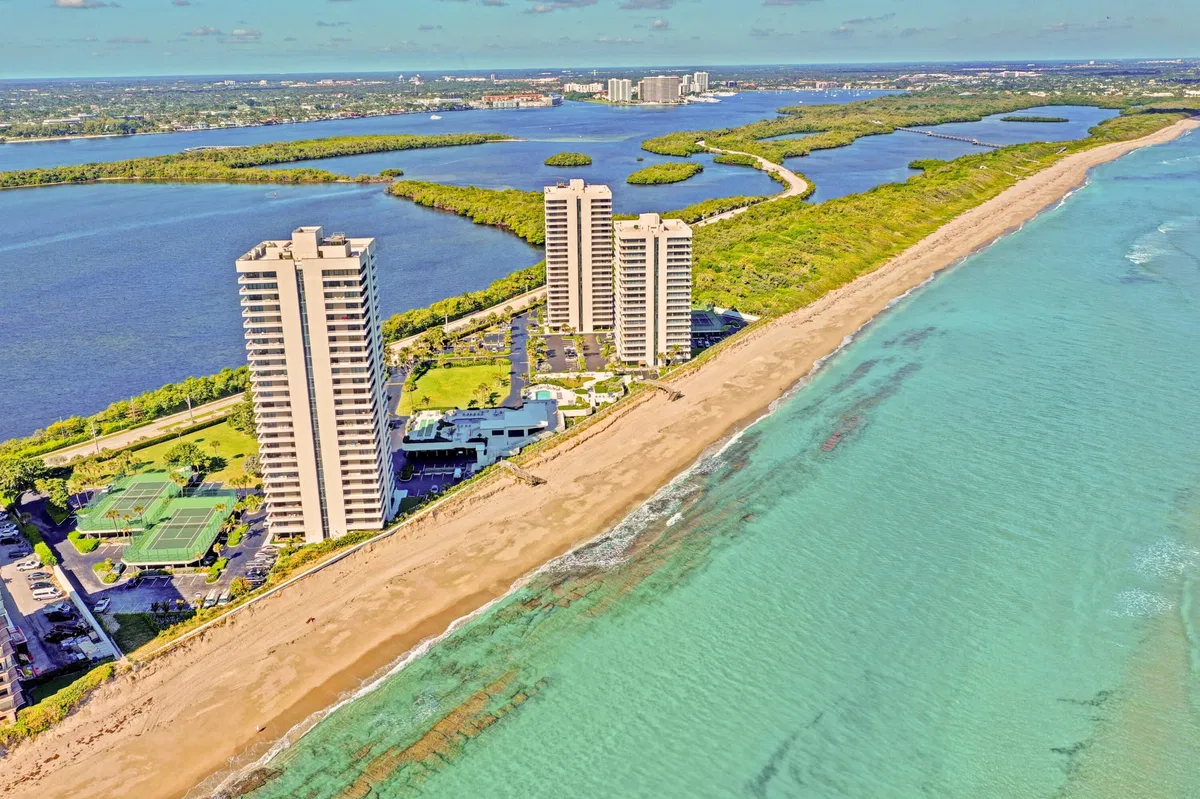 Water Glades Unit 16 A photo 31