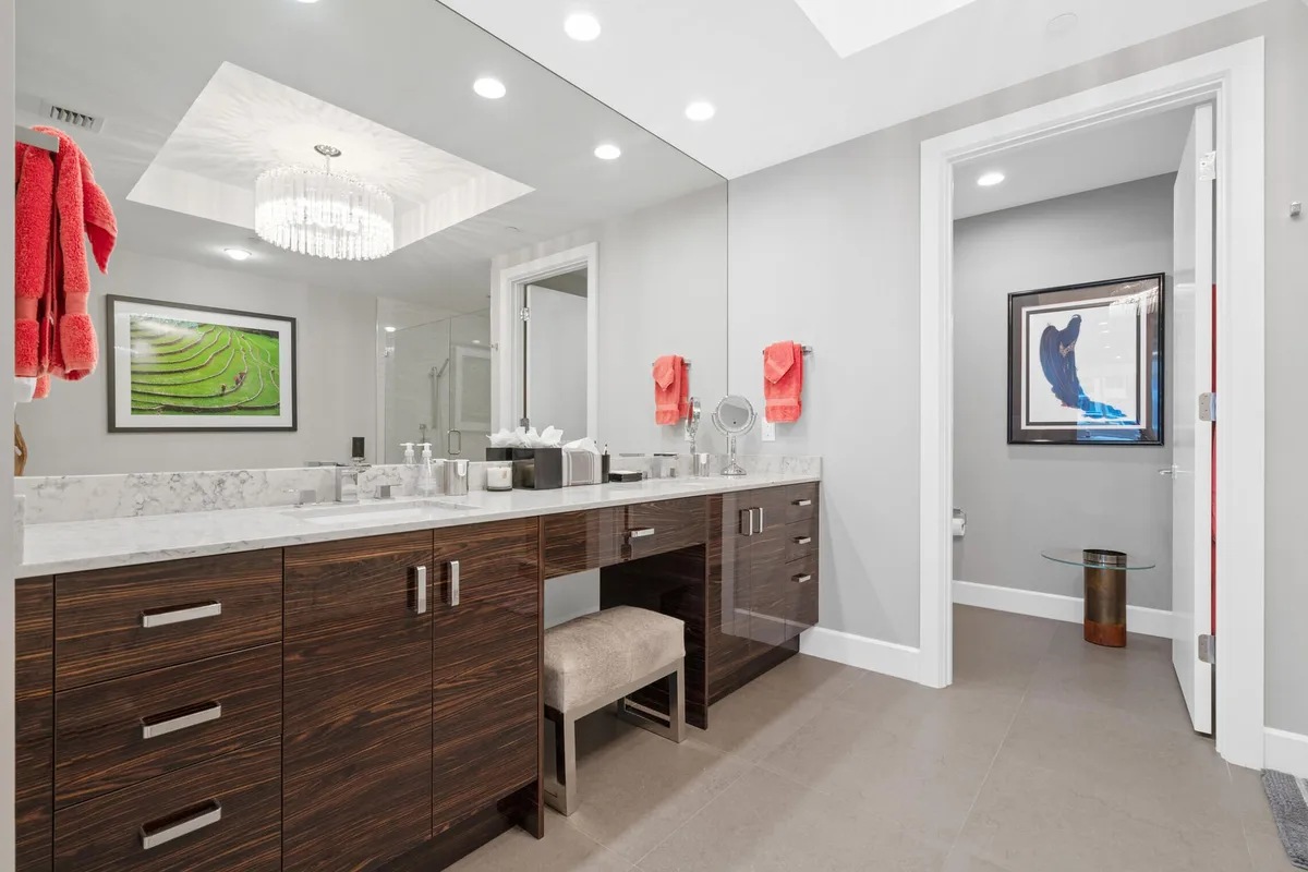 Azure Palm Beach Gardens Unit 202 photo 19