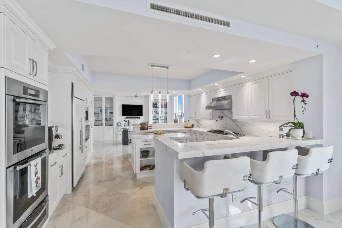 Oceans Edge at Singer Island Unit 1401 photo 10