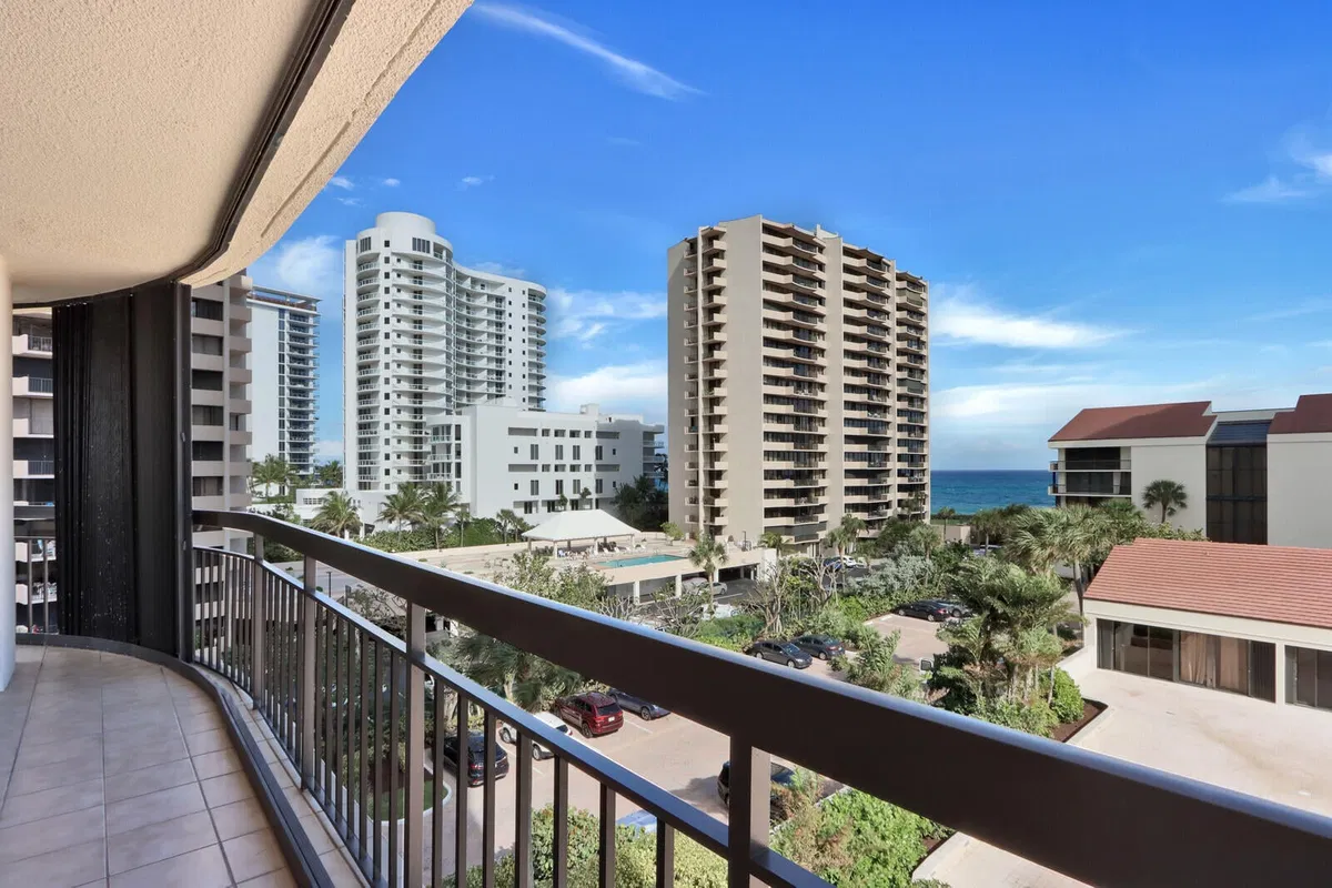 Martinique Singer Island Unit 401 photo 13