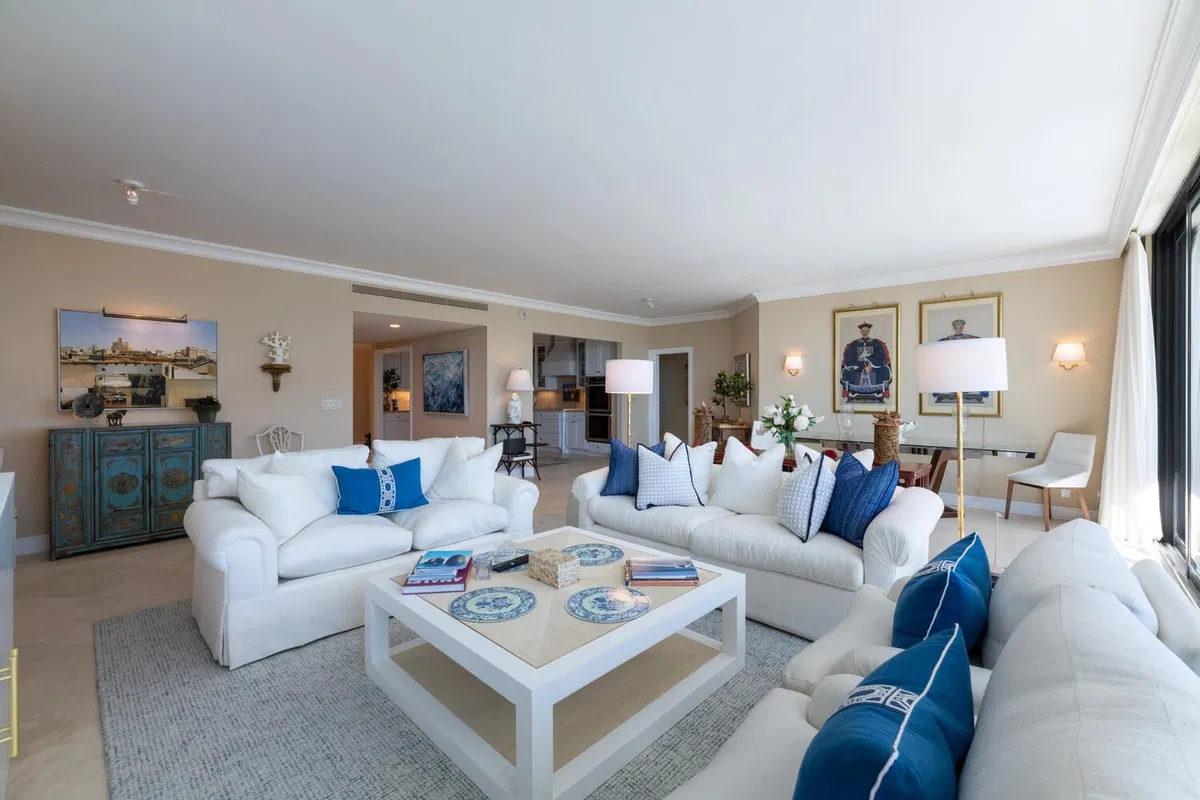 Sloan's Curve Palm Beach Unit 307s photo 7