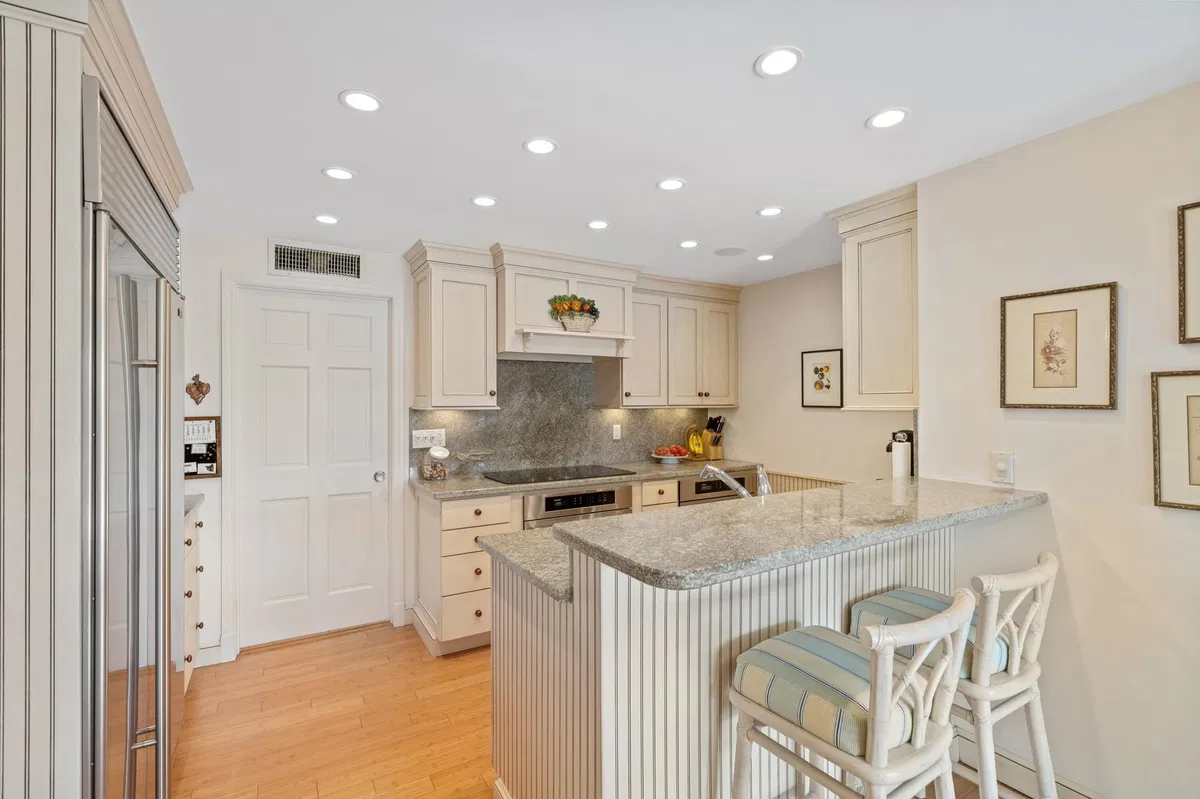 330 Cocoanut Row Unit 4a & 4d photo 10