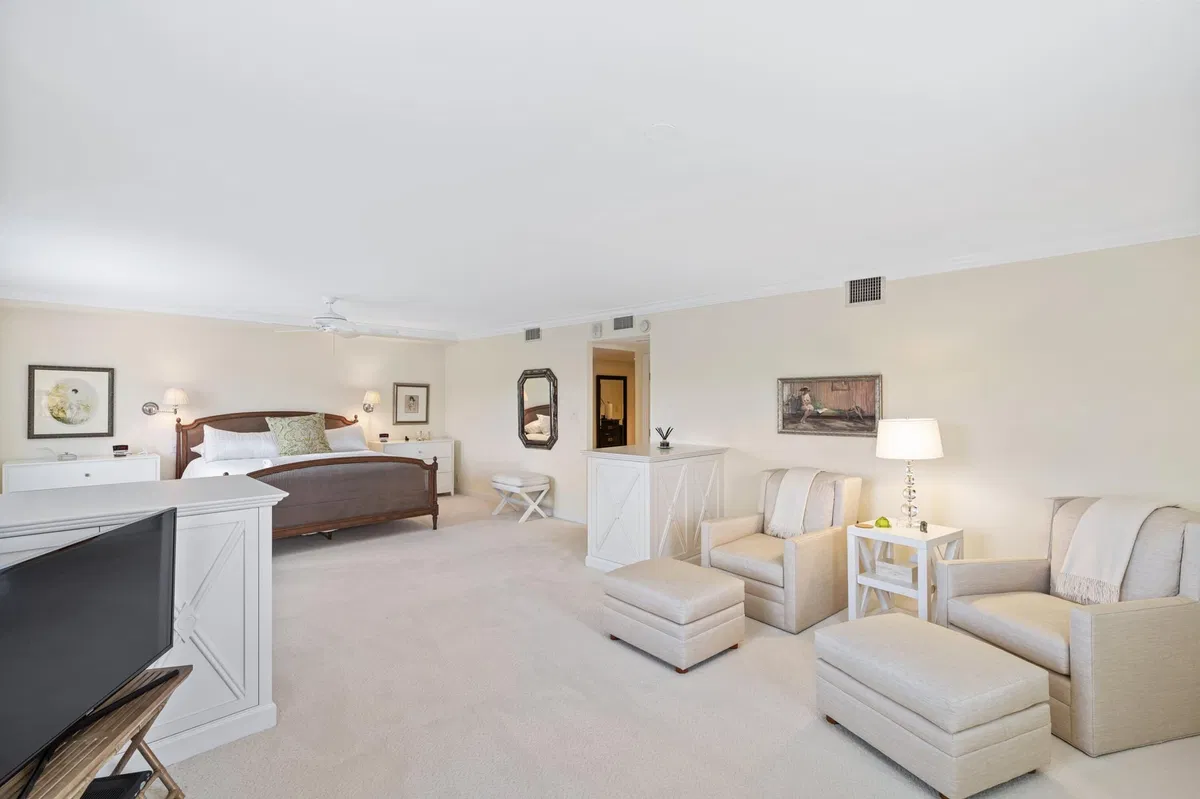 330 Cocoanut Row Unit 4a & 4d photo 13