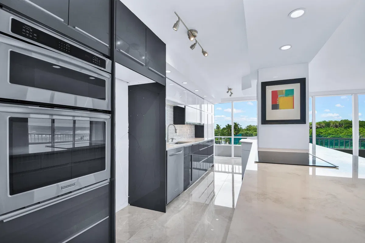 Water Glades Unit 2c photo 13