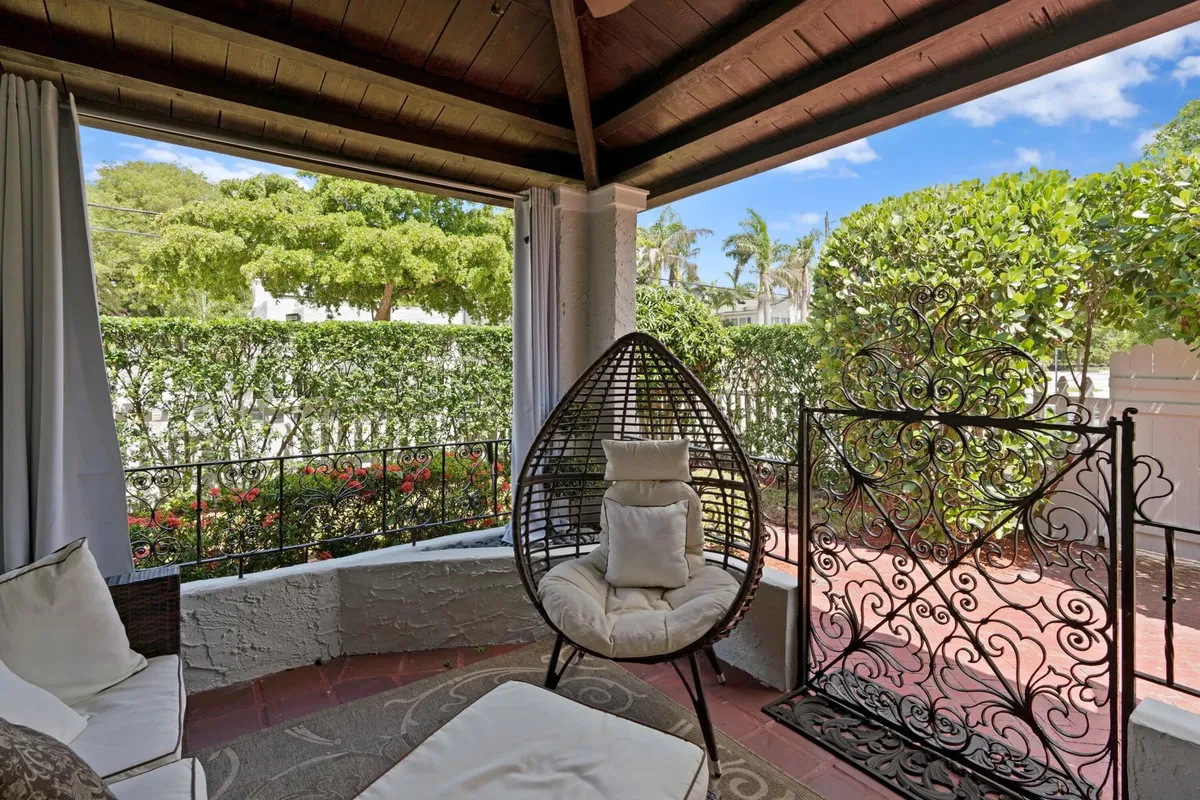 West Palm Beach Residence photo 4