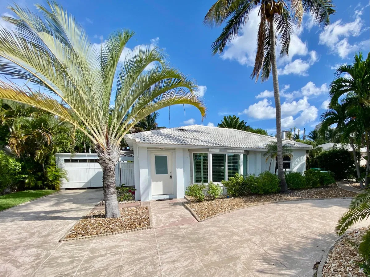 Palm Beach Shores Residence