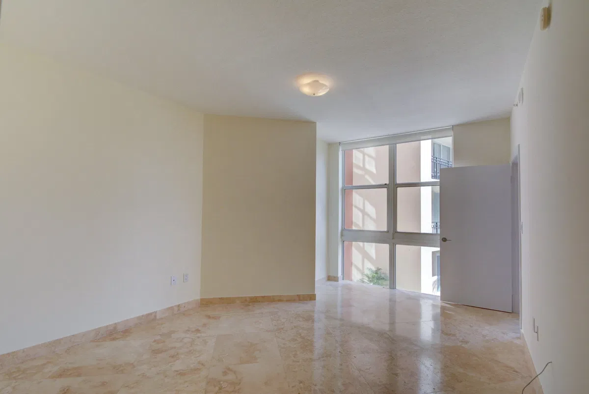 CityPlace South Tower Unit 1013 photo 10