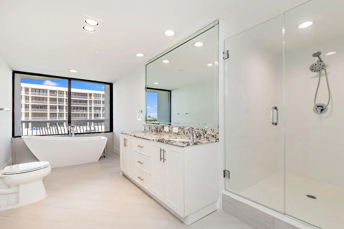 Sloan's Curve Palm Beach Unit 204n & C4e photo 13