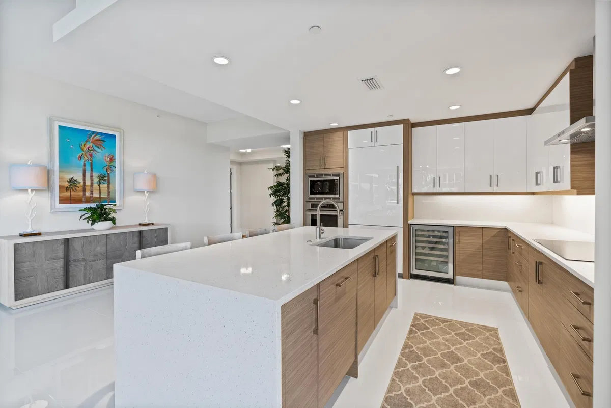 Azure Palm Beach Gardens Unit 301 photo 10