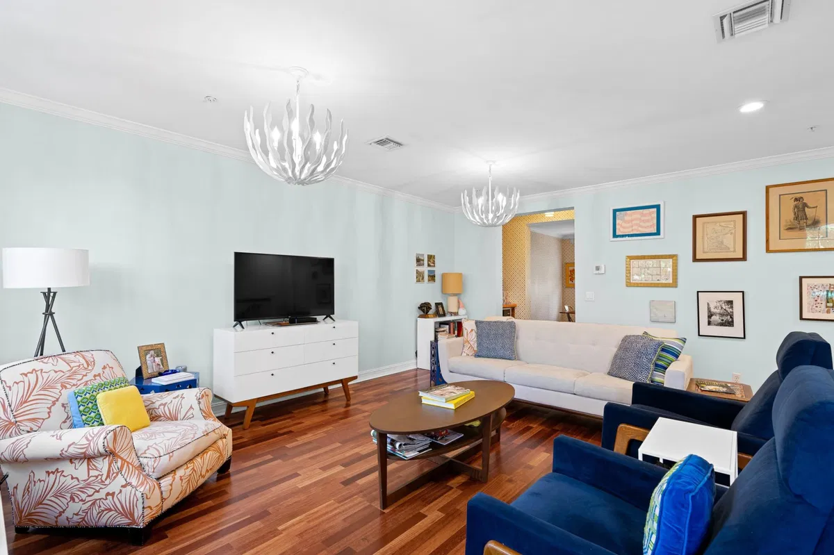 Magnolia Court Residence photo 4