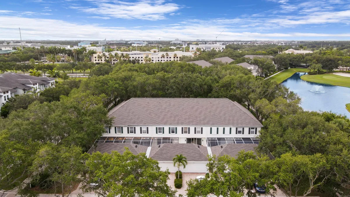 Charleston Court at Abacoa Residence photo 28