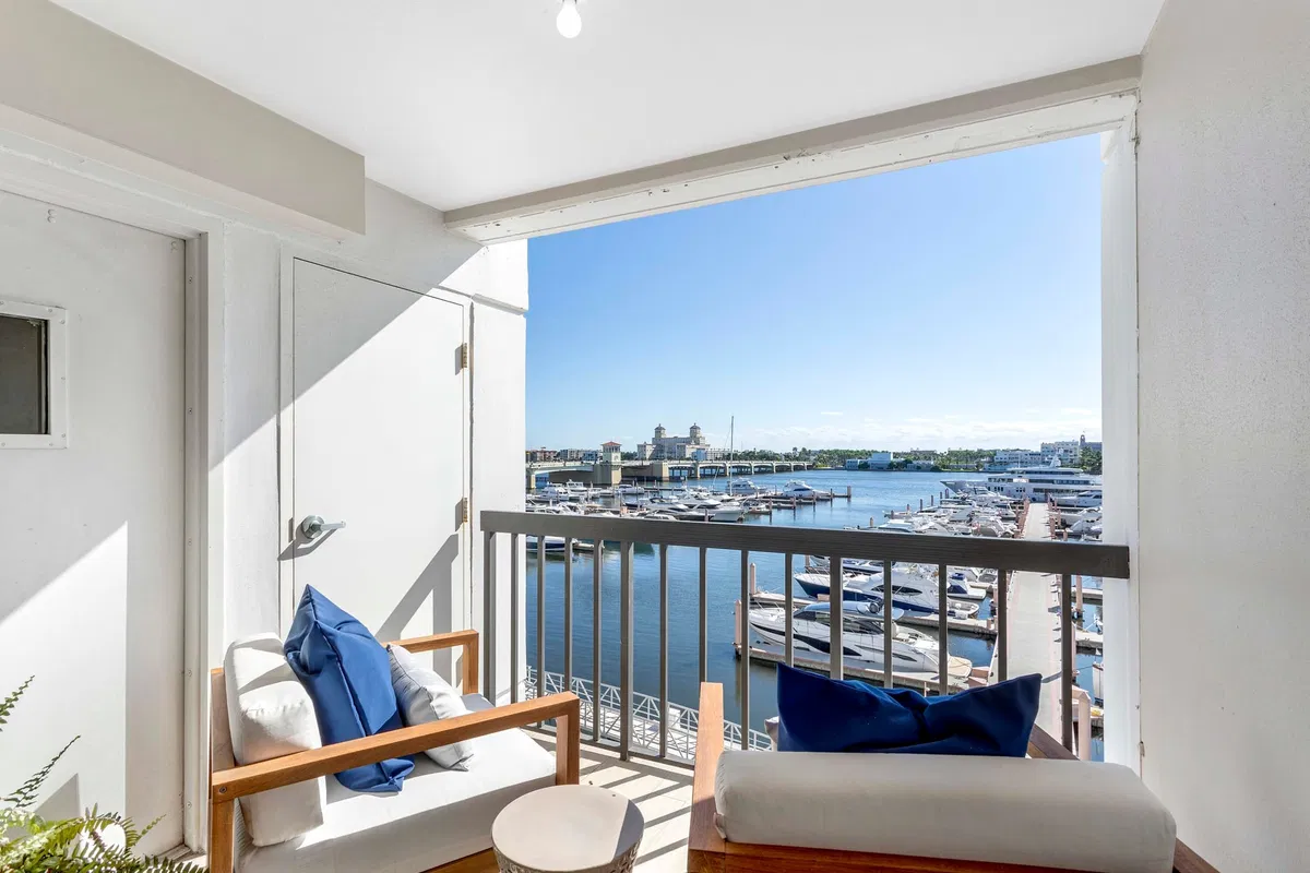 Waterview Towers Unit 706 photo 10